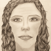 Ilustración realizada a lápiz en grafito sobre fondo blanco. Se presenta un retrato frontal en primer plano del rostro de una mujer de cabello oscuro, ondulado y peinado hacia atrás. Sus ojos abiertos miran fijamente al frente con una expresión intensa que transmite resolución frente al juicio social a la mujer, con trazos sombreados marcados en las cejas, la nariz y los labios.